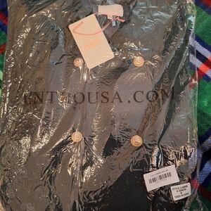 ENTRO brand Size Medium Dark Green Peacoat